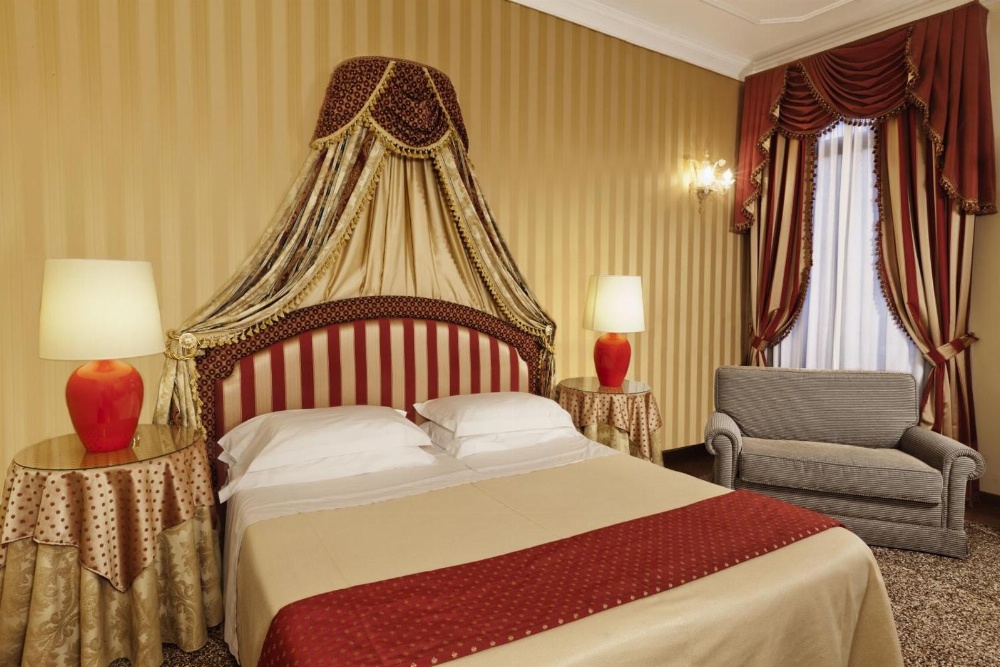 Ca' Bragadin E Carabba Main image